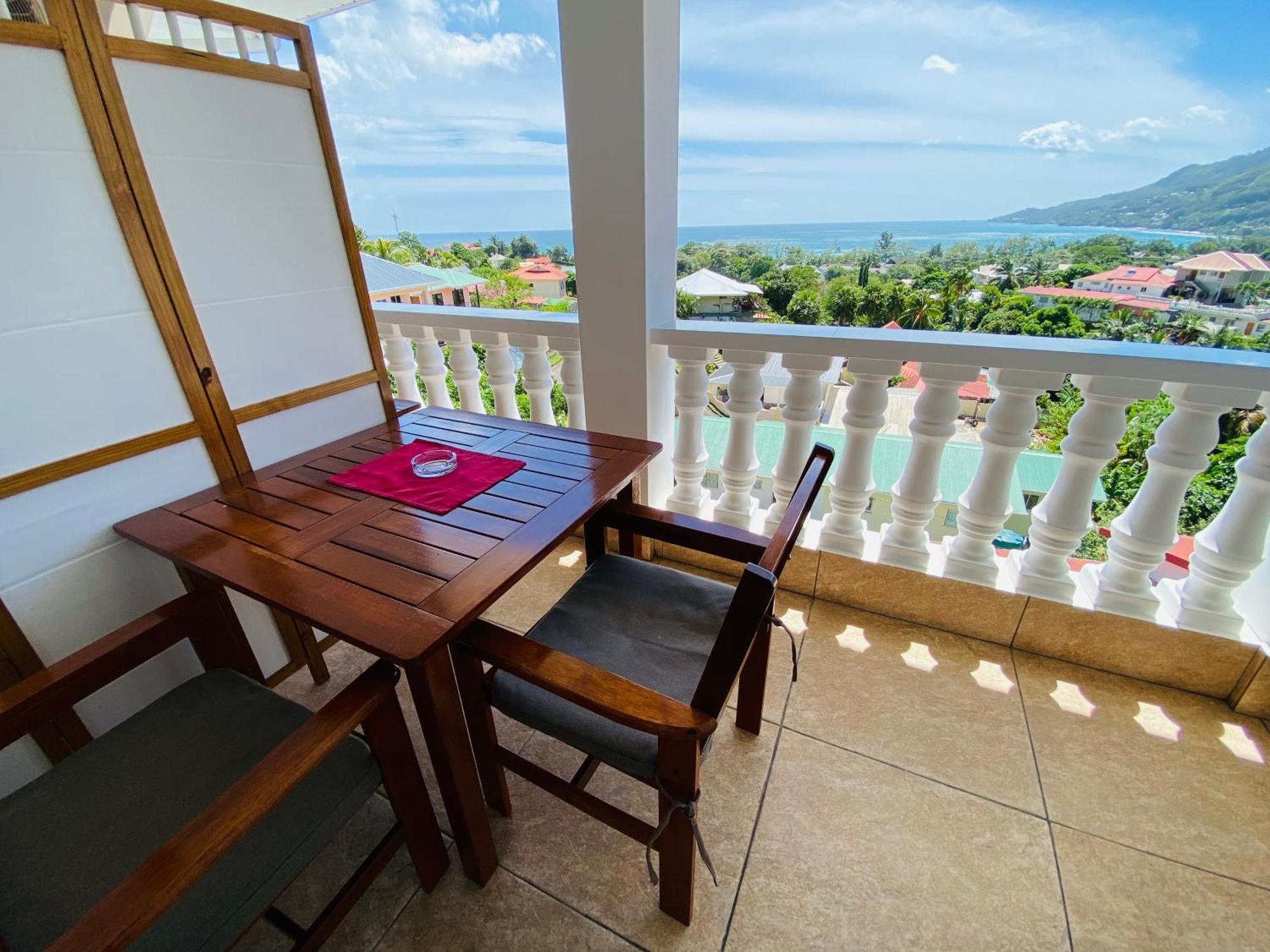 Oceanic View Apartments Beau Vallon  Bagian luar foto