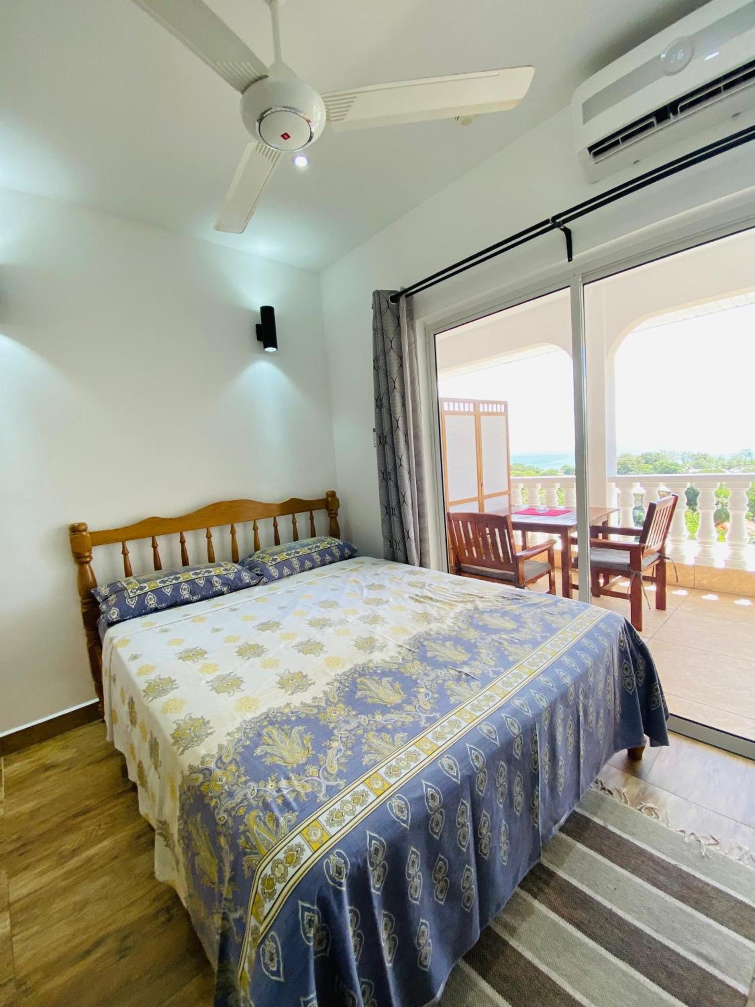 Oceanic View Apartments Beau Vallon  Bagian luar foto