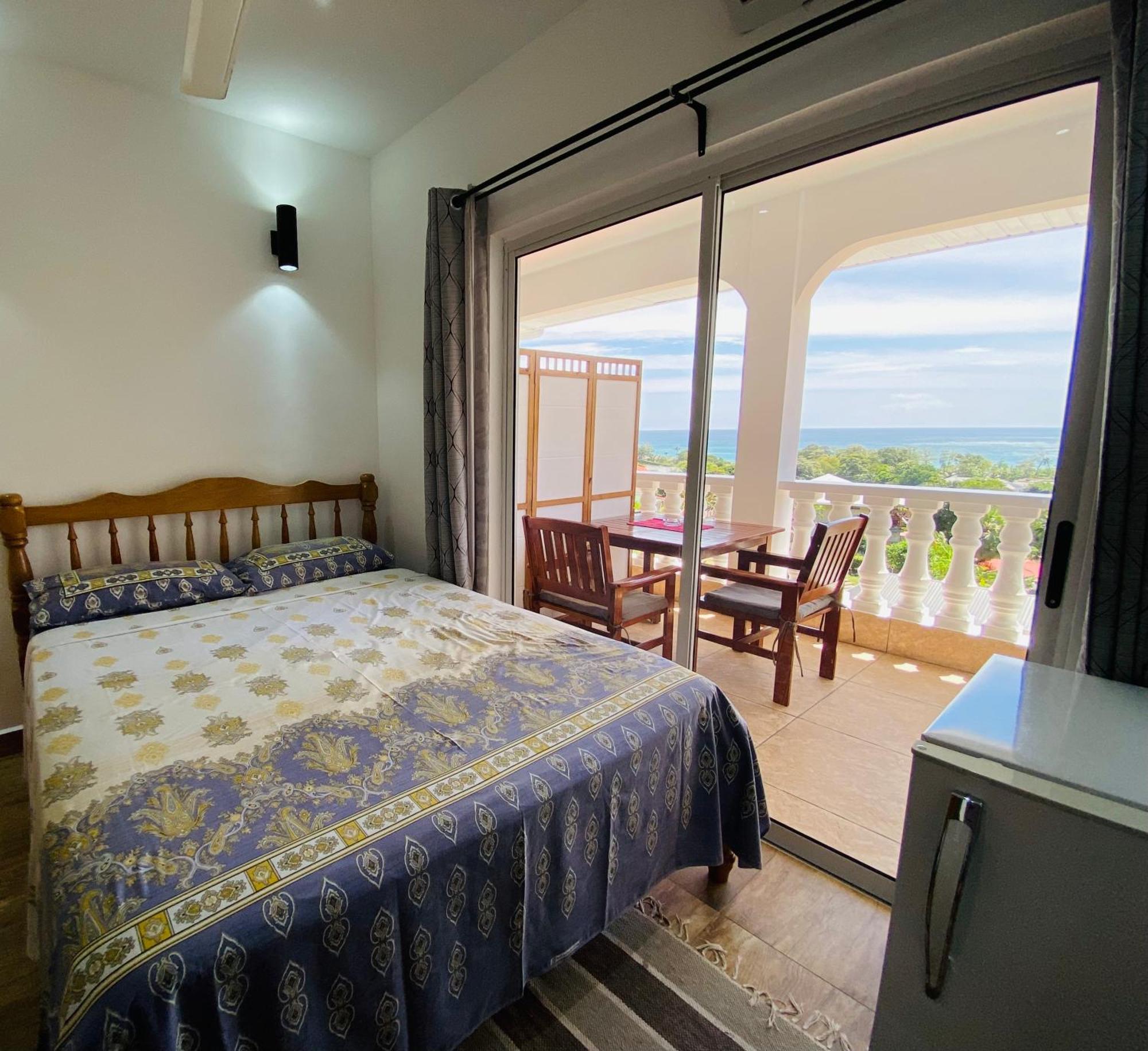 Oceanic View Apartments Beau Vallon  Bagian luar foto