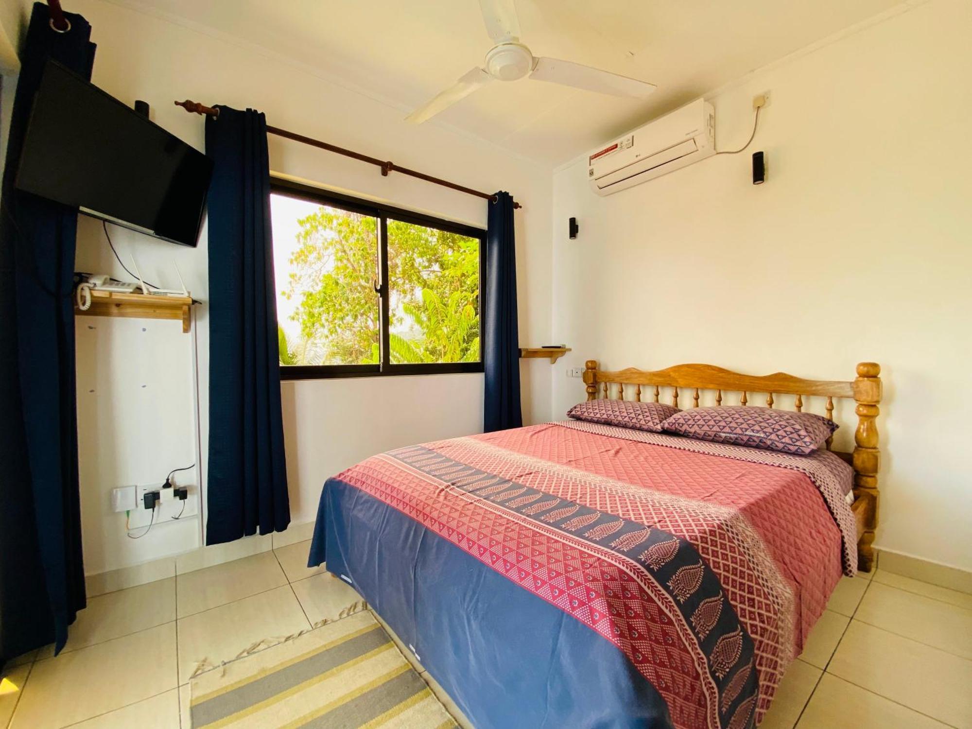 Oceanic View Apartments Beau Vallon  Bagian luar foto